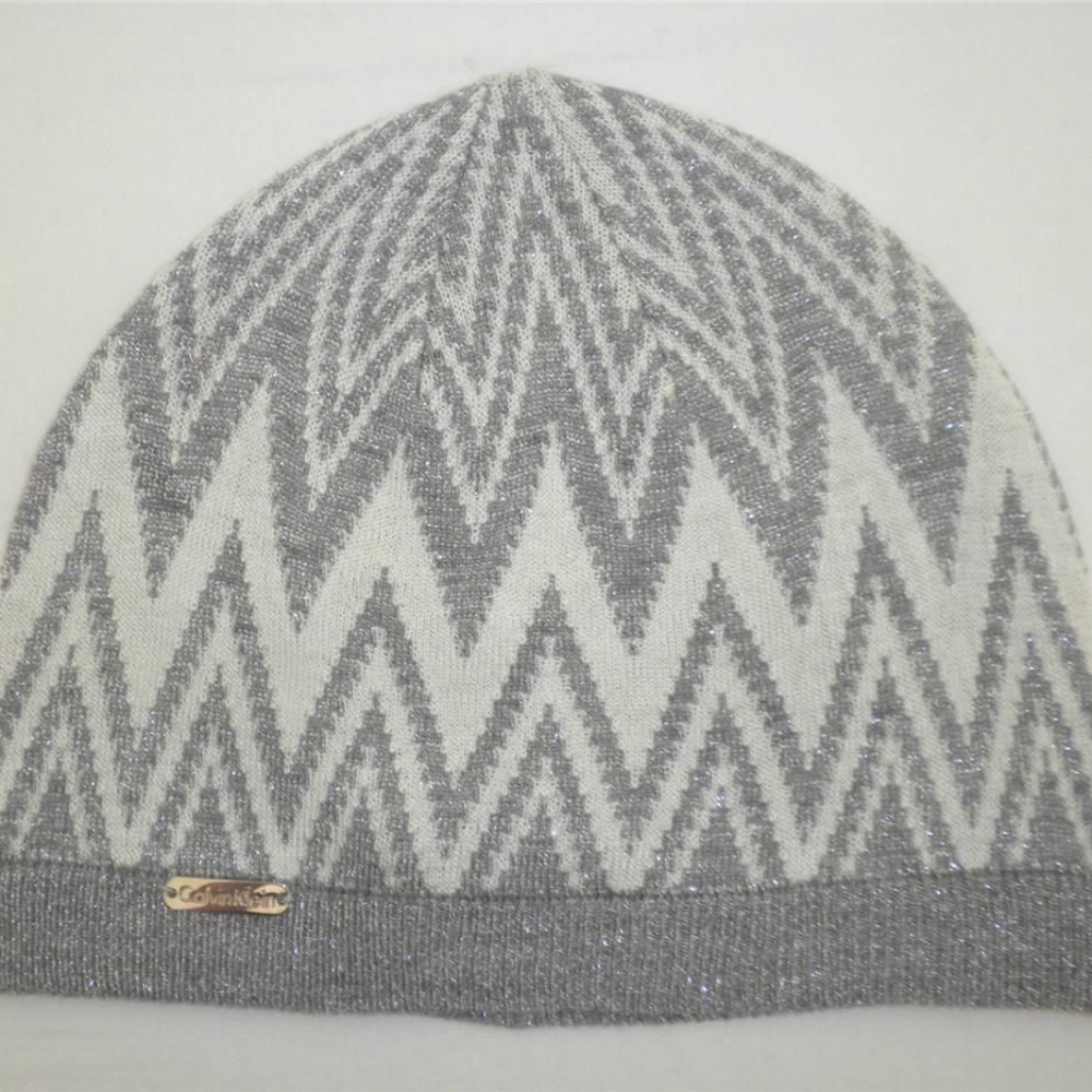 Calvin Klein White/Silver Chevron Zig Zag Beanie